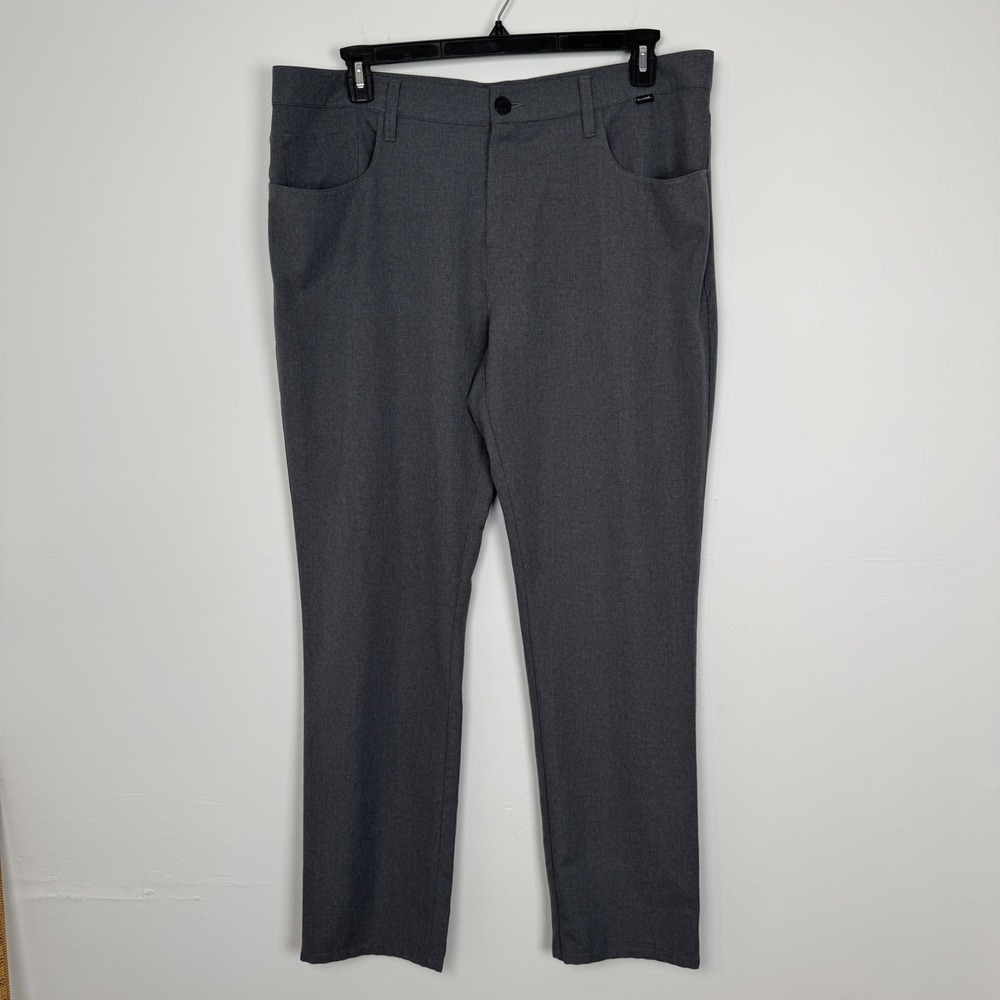 Travis Mathew Open to Close Performance Pants Mens 38 Charcoal Gray Golf Chinos